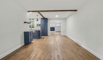 646 Center Dr, Ann Arbor, MI 48103