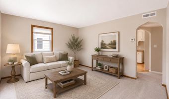 2102 E Oakland Ave, Austin, MN 55912