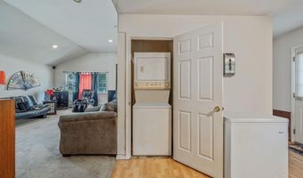 60 Overland Ave, Amityville, NY 11701