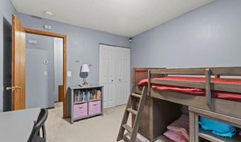13941 Herald Ct, Apple Valley, MN 55124