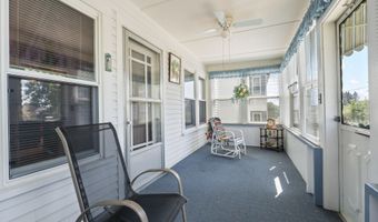 31 Monroe St, Augusta, ME 04330