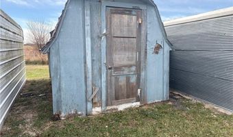 1667 NE County Rd 13004 Rd, Adrian, MO 64720