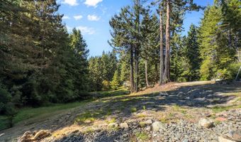 7097 Fickle Hill Rd, Arcata, CA 95521