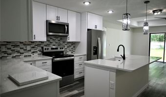 508 BENNETT St, Auburndale, FL 33823