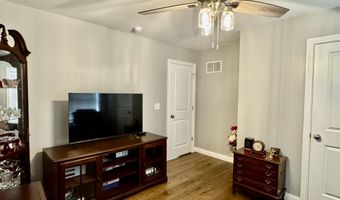 303 Oak Grove Dr, Bardstown, KY 40004