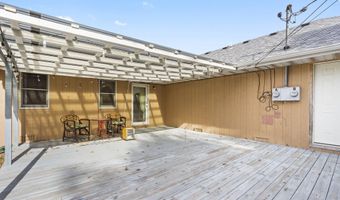 1006 Baretta Ct, Aurora, MO 65605