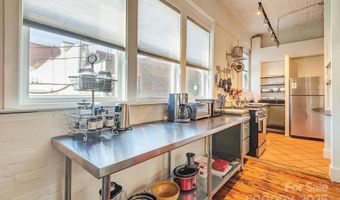 33 Carolina Ln, Asheville, NC 28801