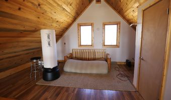 142 Warbonnet Dr, Banner, WY 82832