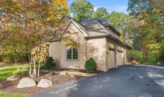 5959 Pheasant View Dr NE, Ada, MI 49301