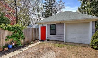 119 Alfred Drowne Rd, Barrington, RI 02806