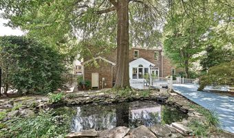 620 River Oaks Ln, Charlotte, NC 28226