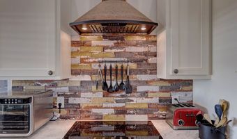 240 Sendero Horse Thief, Alpine, TX 79830