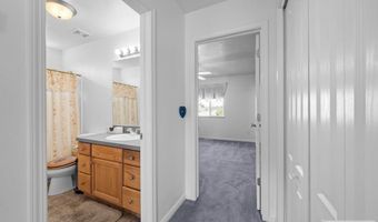 950 Clara Ct, Ammon, ID 83406
