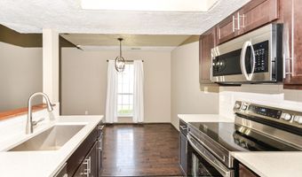 7837 Hunters Path, Indianapolis, IN 46214