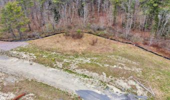 109 Fieldstone Dr, Augusta, ME 04330