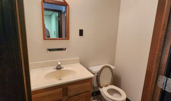 705 White Horse Pike, Absecon, NJ 08201