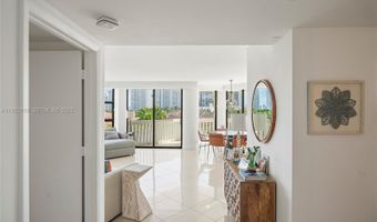 1000 W Island Blvd 504, Aventura, FL 33160