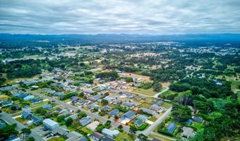 875 12TH St, Bandon, OR 97411