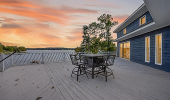 2543 Harbor View Rd, Camden, SC 29020