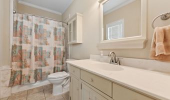 241 Bismark St, Bay St. Louis, MS 39520