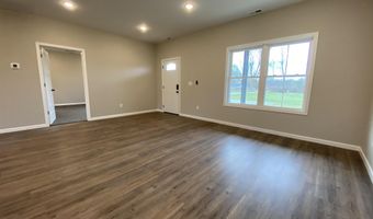 10 Trinton Ave, Bedford, IN 47421