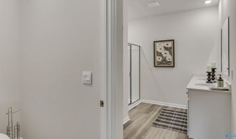 1305 Eidson St, Athens, AL 35611