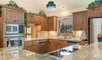601 Deer Blvd B, Avon, CO 81620
