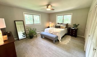 281 Clyde Rd, Bangor, ME 04401