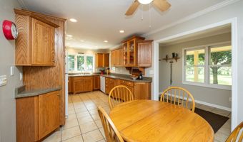 204 E Madison Dr, Polk City, IA 50226