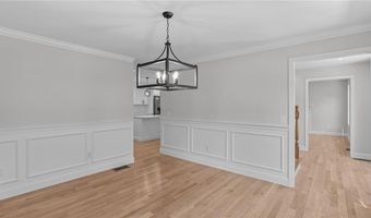 62 Orchard Ave, Johnston, RI 02919