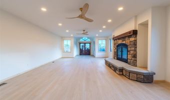 409 Tolman Rd, Clark, WY 82435