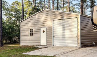 353 Alapaha River Dr, Alapaha, GA 31622