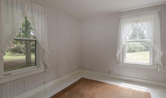 32 Mechanic St, Alstead, NH 03602