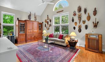 101 E Krumkill Rd, Albany, NY 12208