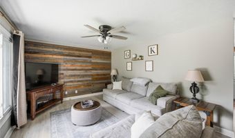 602 NW Greenwood St, Ankeny, IA 50023