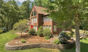 82 Pilgrim Dr, Bedford, NH 03110