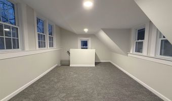 10 Greenleaf Ct, Belmont, NH 03220