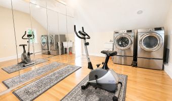 443 Amity Rd, Bethany, CT 06524