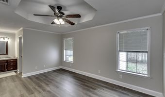 1022 Red Oak Dr, Brandon, MS 39042