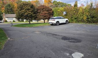 102 East Rd, Bristol, CT 06010