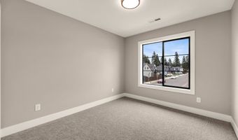 824 SE 35th St, Battle Ground, WA 98604