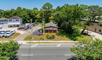 1887 MAYPORT Rd, Atlantic Beach, FL 32233