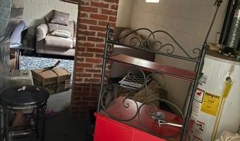 827 E DIVISION St, Dover, DE 19901