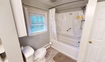 149 Dartmouth St, Bangor, ME 04401