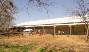 236 State Route Y, Arcola, MO 65603