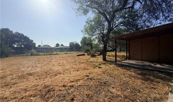 911 S Almond St, Alice, TX 78332