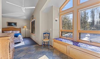 284 LAKESHORE Loop, Blue River, CO 80424