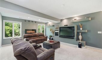 13476 Granada Ave, Apple Valley, MN 55124