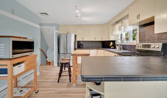 133 Savage Hill Rd, Berlin, CT 06037