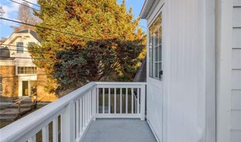 54 Coggeshall Ave 2, Newport, RI 02840